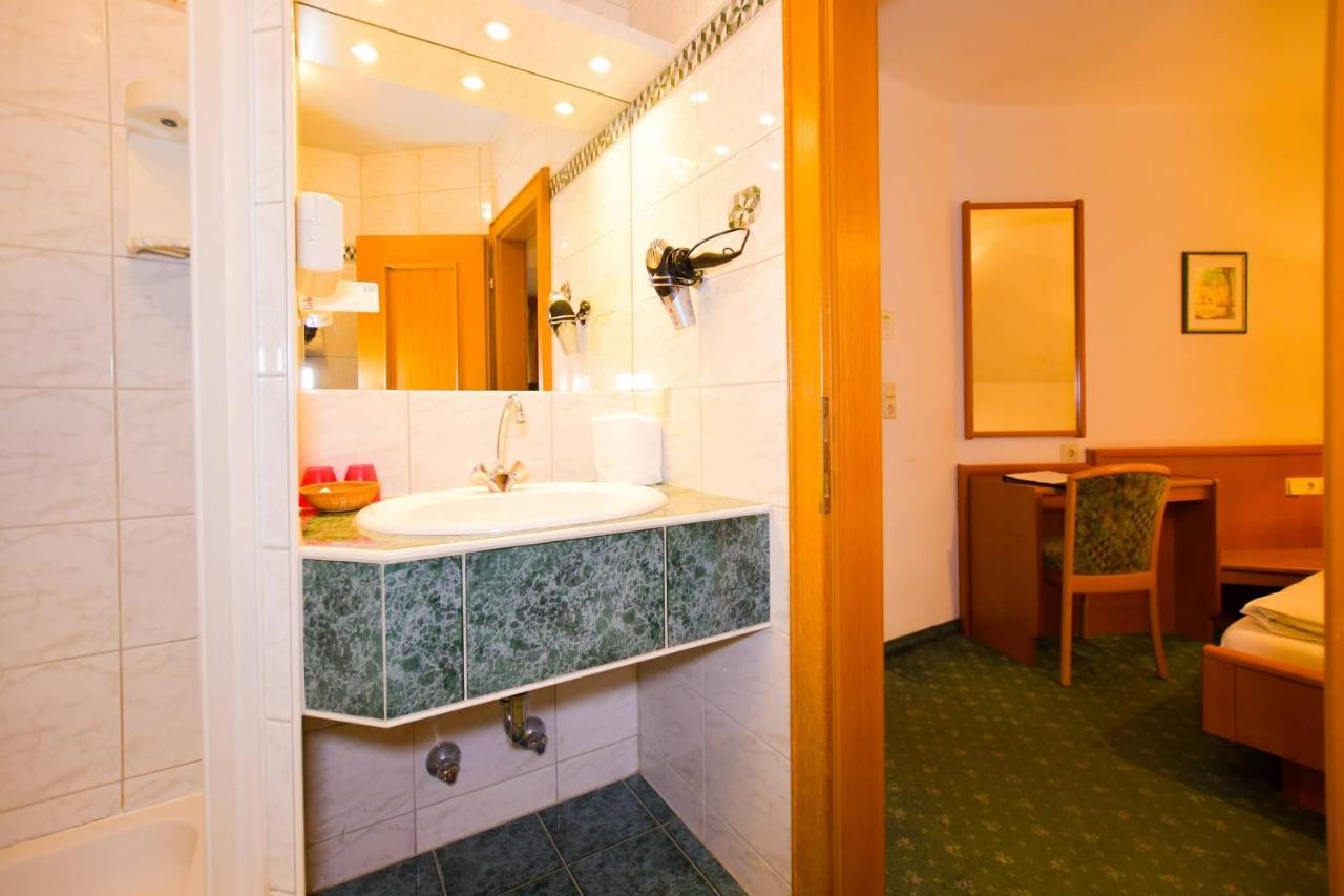 Hotel Jerolitsch Krumpendorf Eksteriør bilde