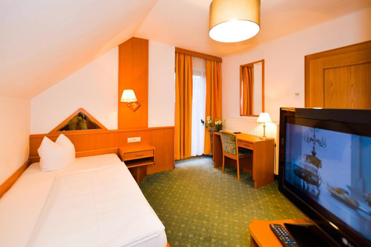 Hotel Jerolitsch Krumpendorf Eksteriør bilde